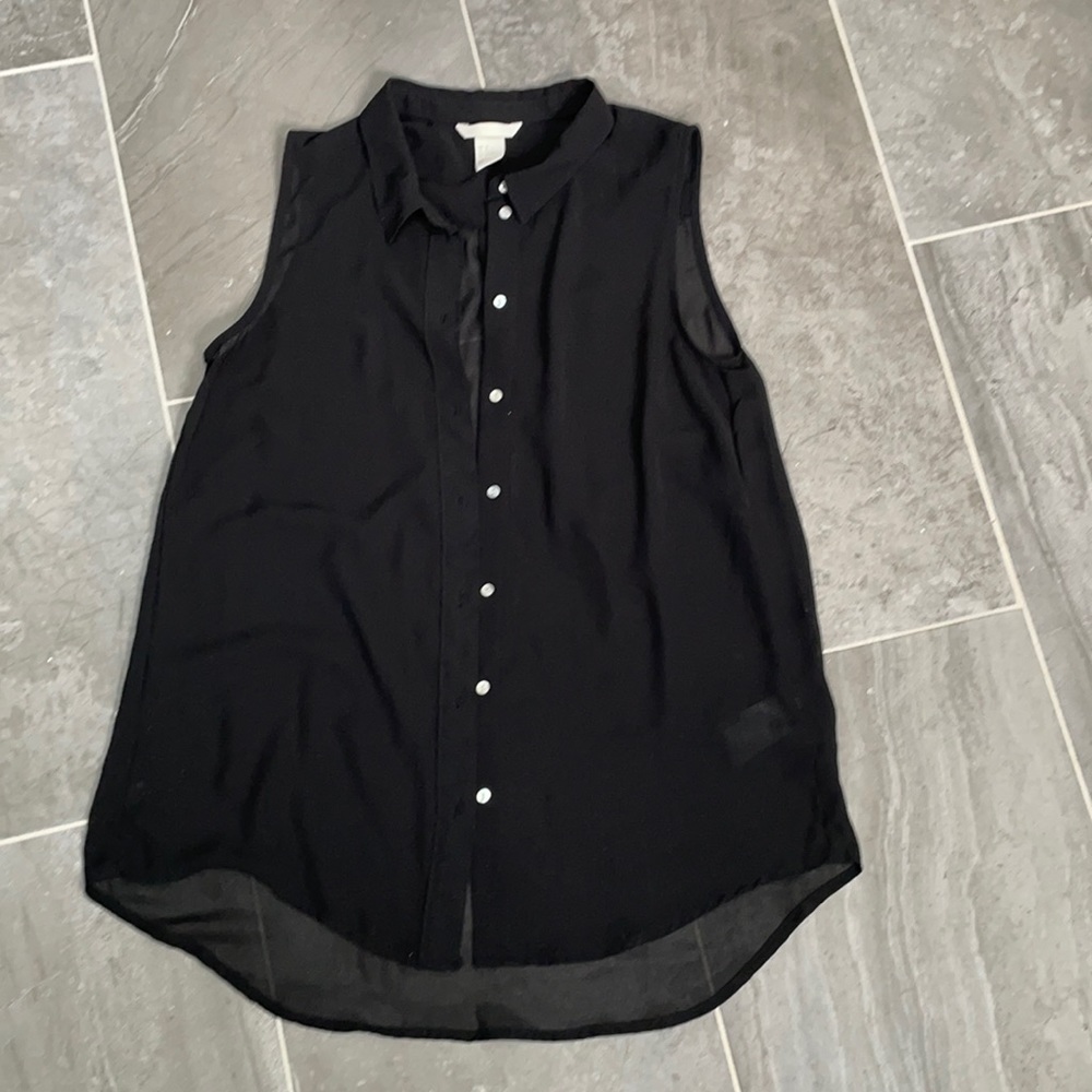 Womens sleeveless blouse